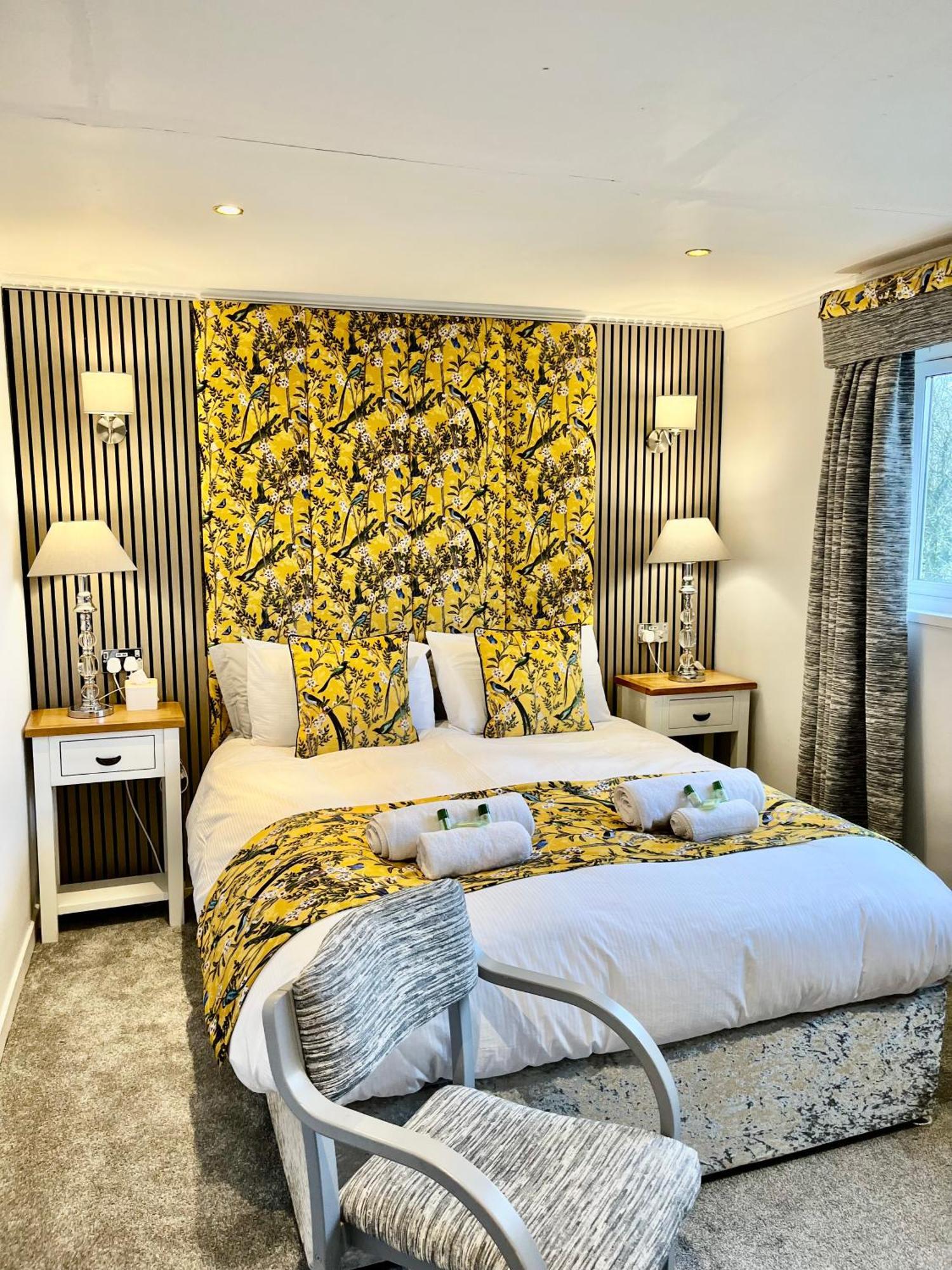 Scottish Equi B&B Ланарк Экстерьер фото