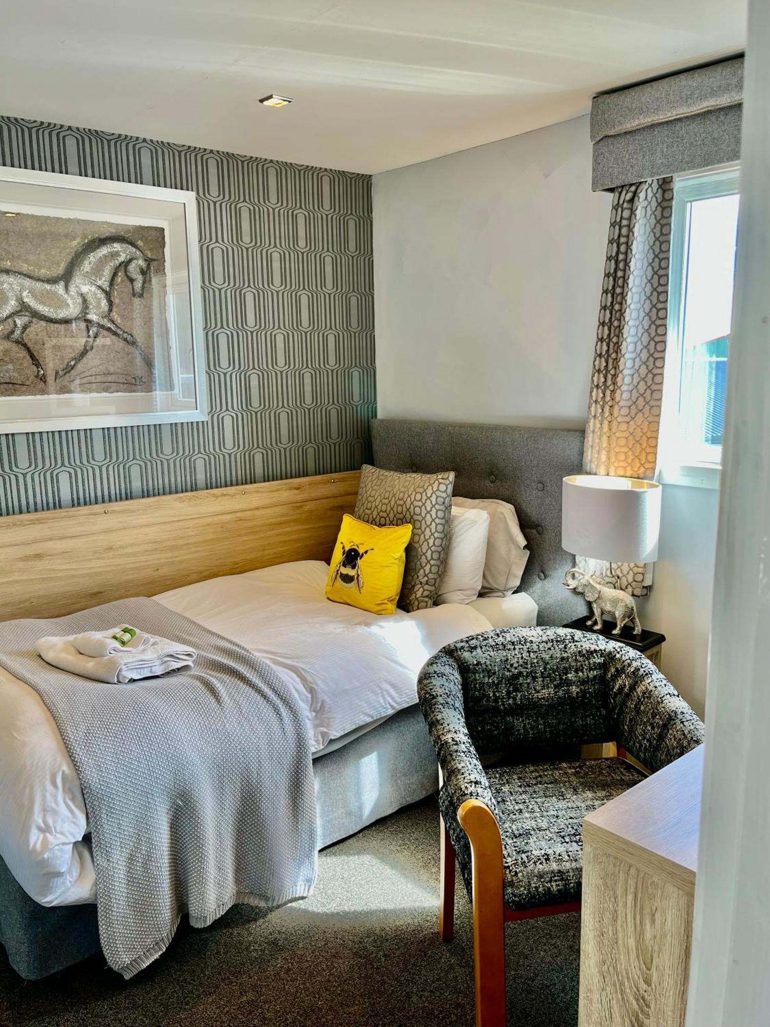 Scottish Equi B&B Ланарк Экстерьер фото